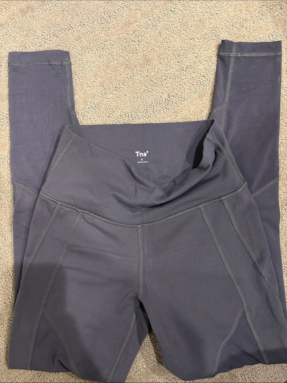 TNA grey Performance Leggings size S